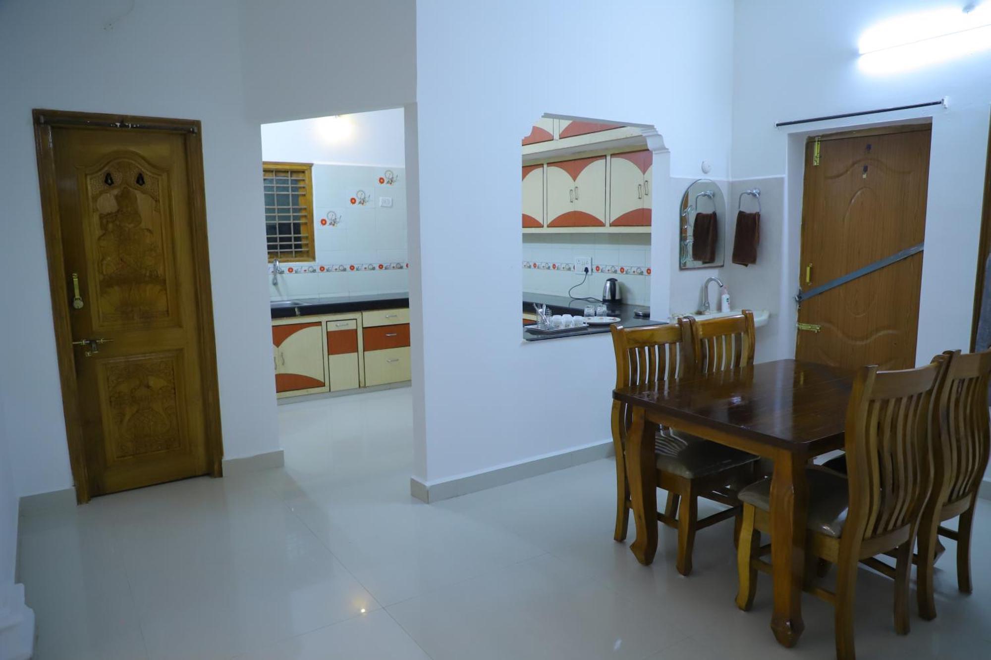 Nanda Mohan Homestay- Luxuries Ac Apartment Close To Alipiri Foothills-Kapila Teertham And Iskcon Temple Tirupati Exterior foto